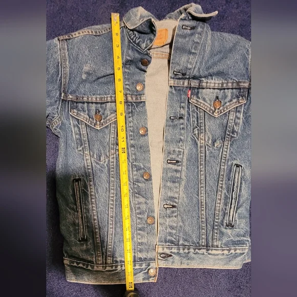 *SOLD* 38L 100% Cotton Vintage Denim Levi's Jacket - Picture 3 of 7